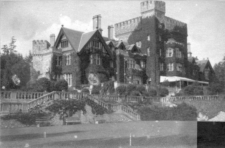 Hatley Castle from the Italian Gardens