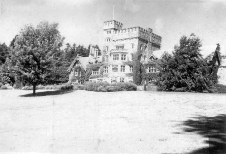 Early Hatley Castle