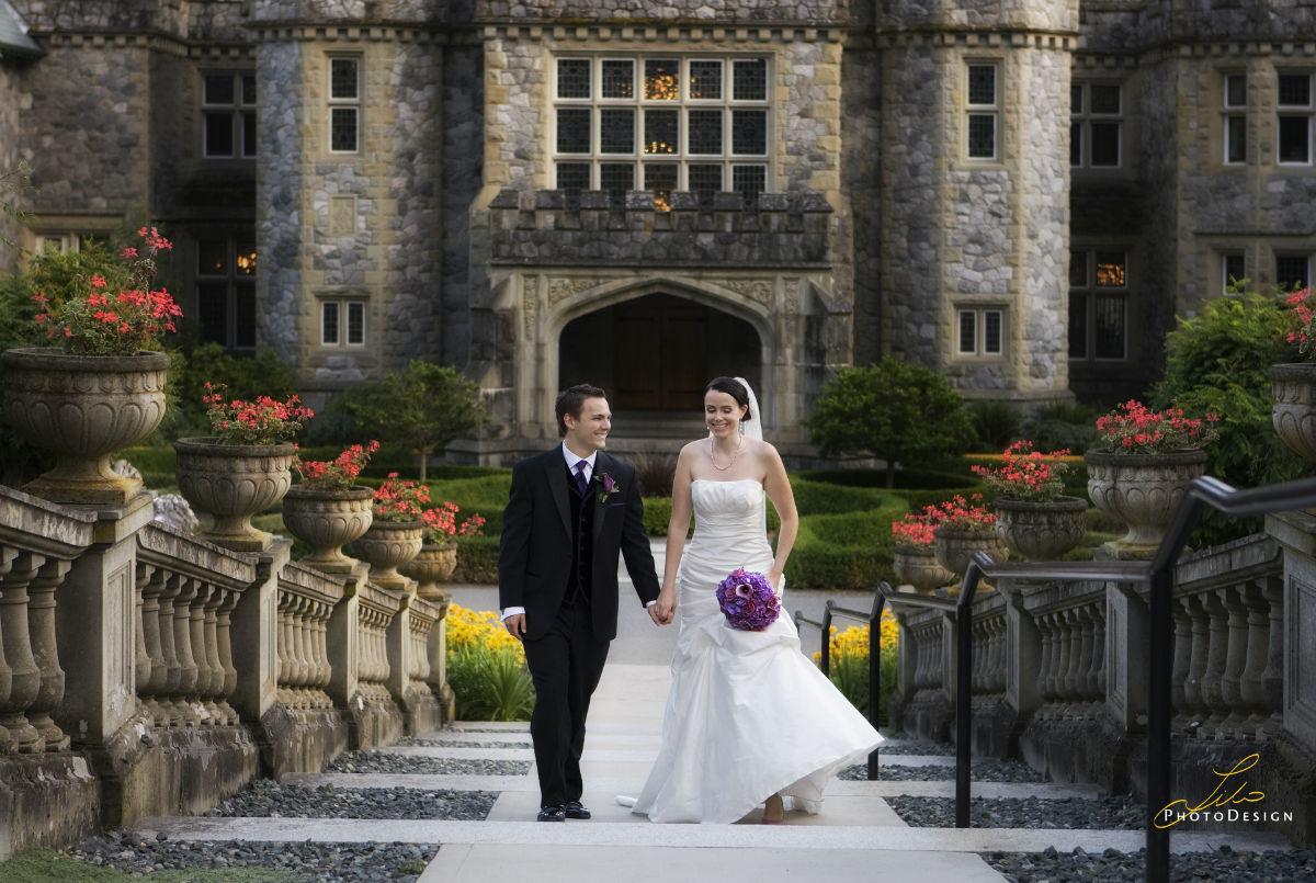 Bride &amp; Groom on the Neptune Stairs