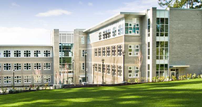 Image of Sequoia Building at RRU